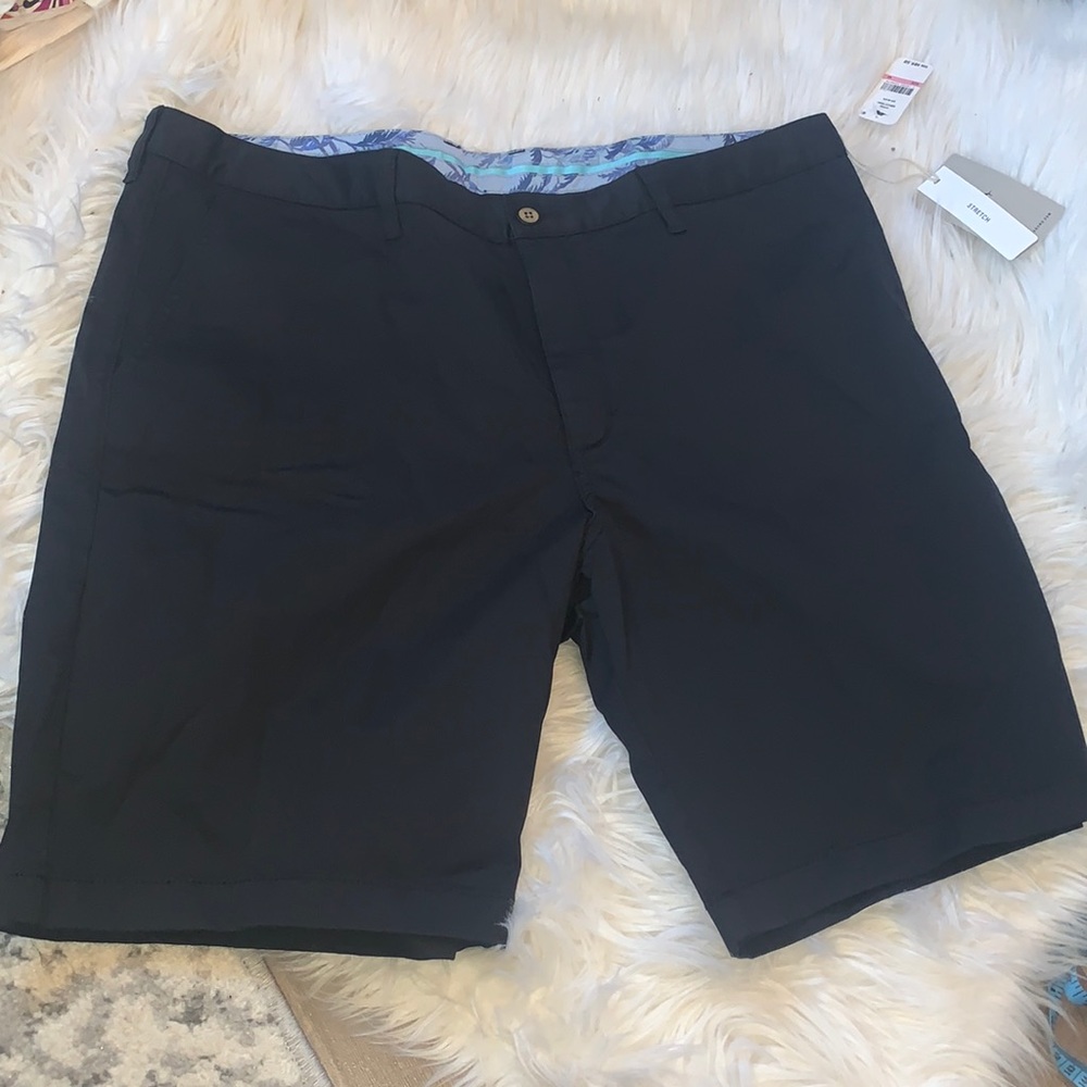 BWNT Men’s Tommy bahama Bermuda short